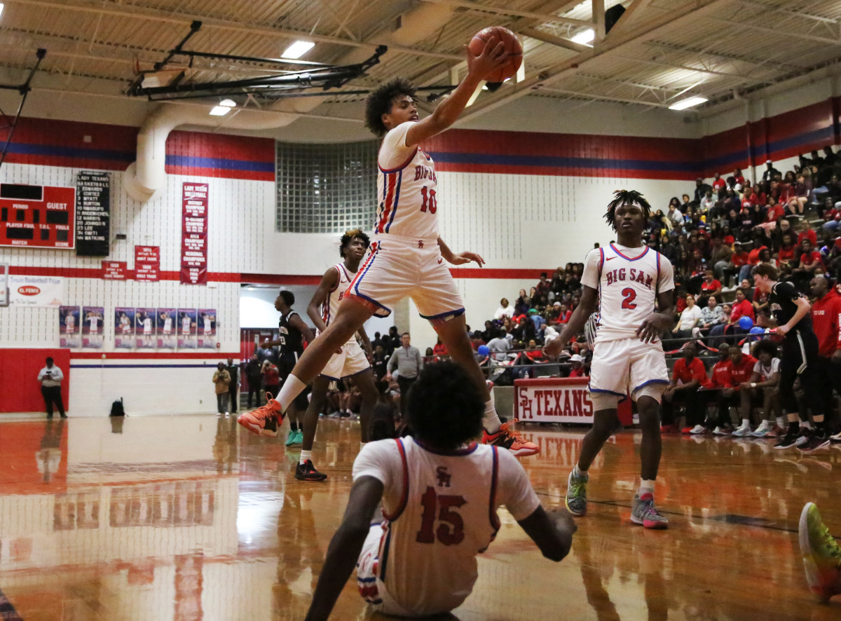 Arlington Martin Arlington Sam Houston Texas boys basketball 020323 Brian McLean 22